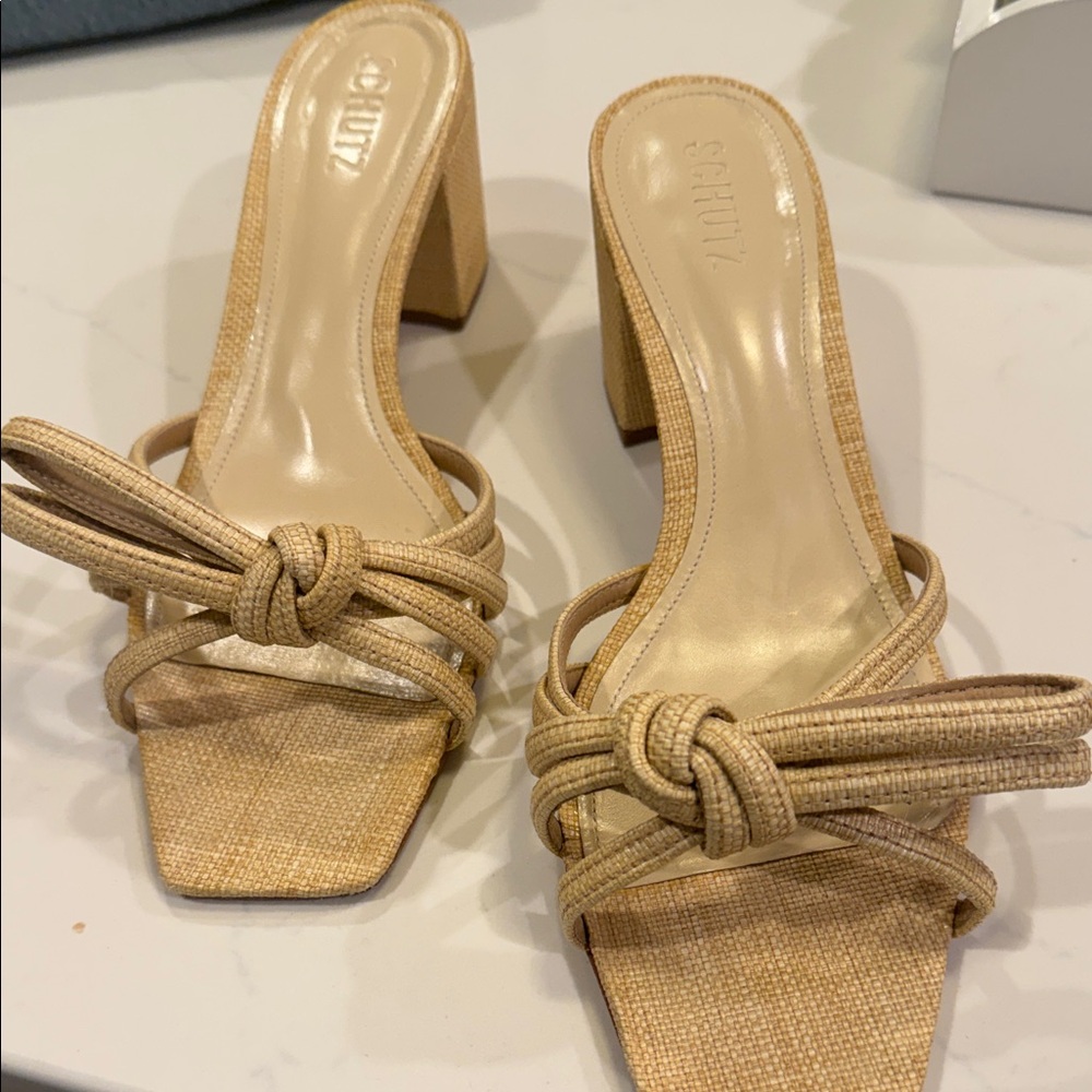 SCHUTZ Women's Beige Knotted Heels